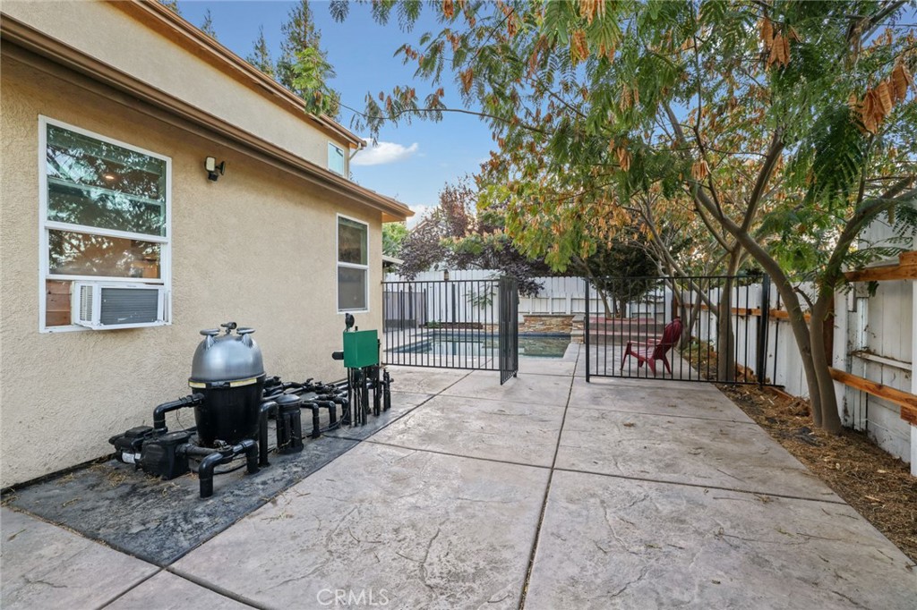 1725 1725 Luna Bella Lane, Manteca, CA 95337
