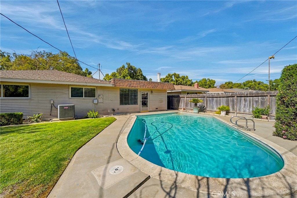 3224 Nottingham, Merced, CA 95340