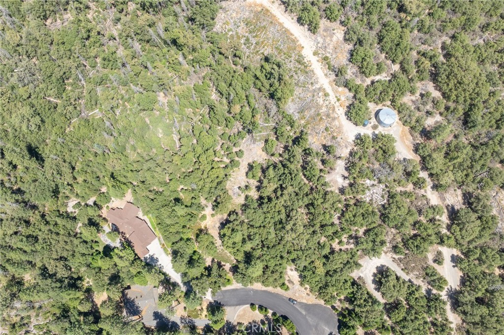 8 N N Cedar Vista Cir, Bass Lake, CA 93604