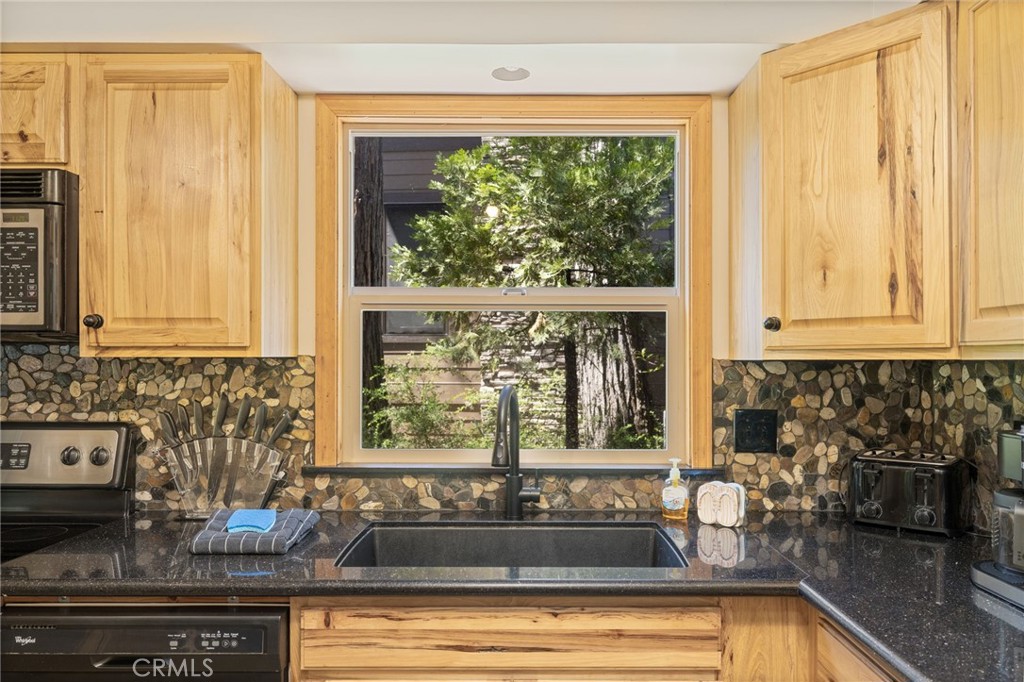 39162 Manzanita, Bass Lake, CA 93604