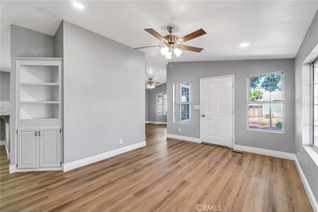 1218 E Cleveland #103, Madera, CA 93628