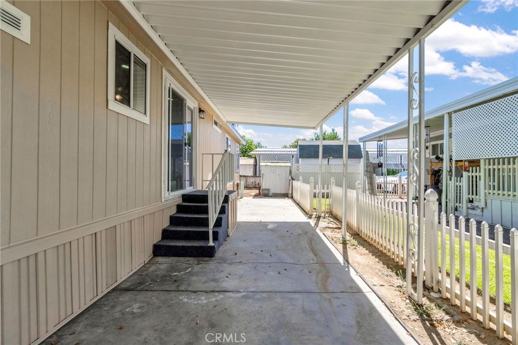 1218 E Cleveland #103, Madera, CA 93628