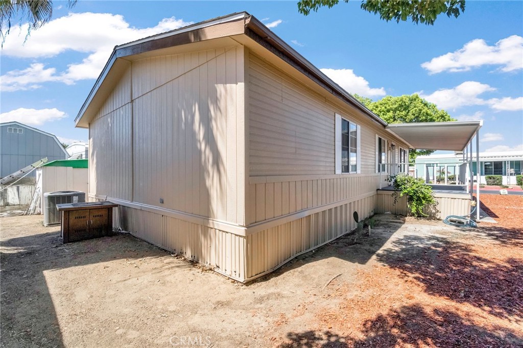 1218 E Cleveland #103, Madera, CA 93628