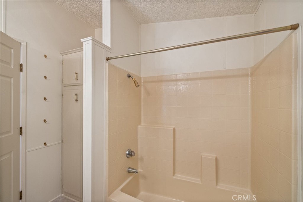 39737 Road 274 #45, Bass Lake, CA 93604