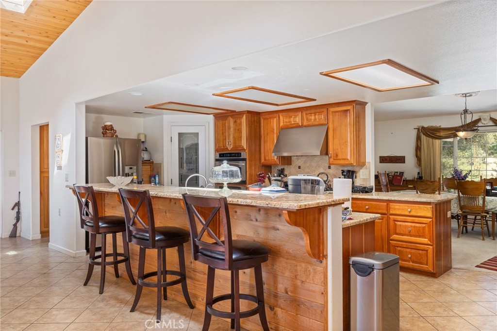 45544 Pine River Rd, Ahwahnee, CA 93601