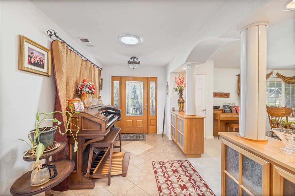 45544 Pine River Rd, Ahwahnee, CA 93601