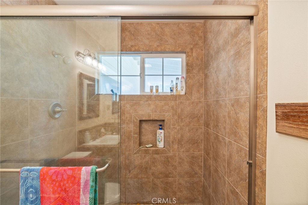 45544 Pine River Rd, Ahwahnee, CA 93601