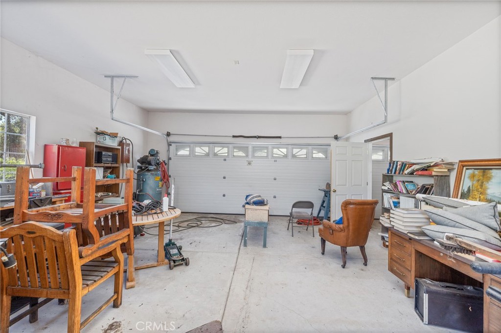 45544 Pine River Rd, Ahwahnee, CA 93601