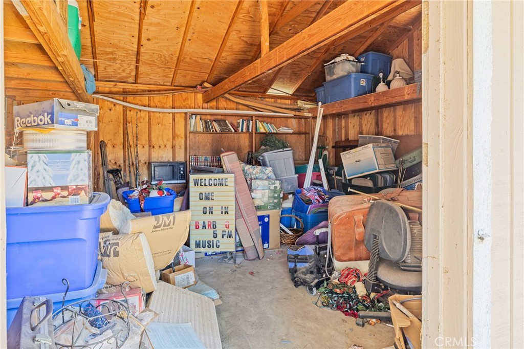 45544 Pine River Rd, Ahwahnee, CA 93601