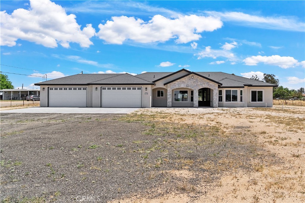 21035 Forest Glen Rd, Madera, CA 93638