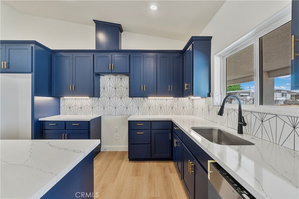 21035 Forest Glen Rd, Madera, CA 93638