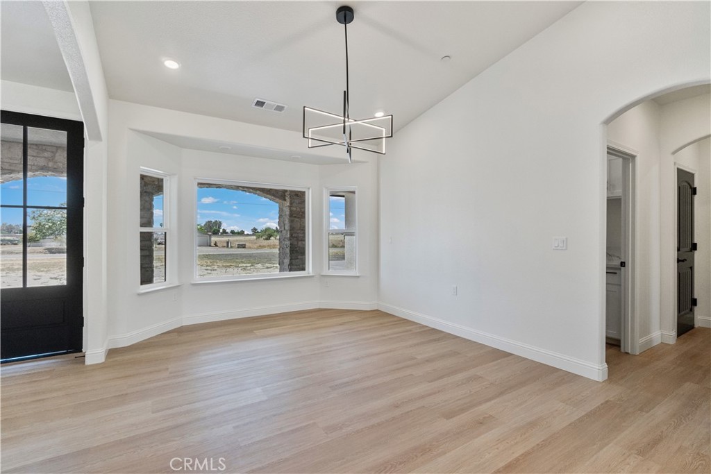 21035 Forest Glen Rd, Madera, CA 93638