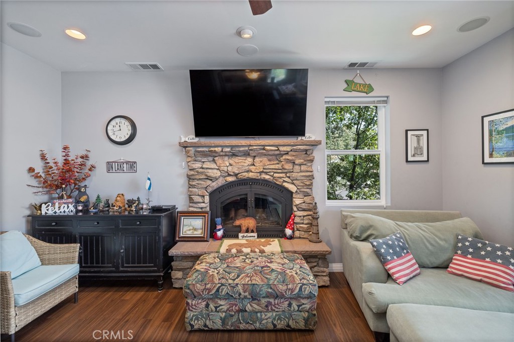 39317 Point, Bass Lake, CA 93604