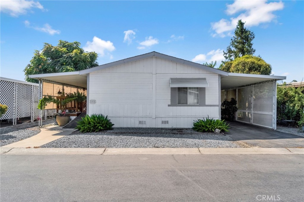 1218 E Cleveland Ave #142, Madera, CA 93638