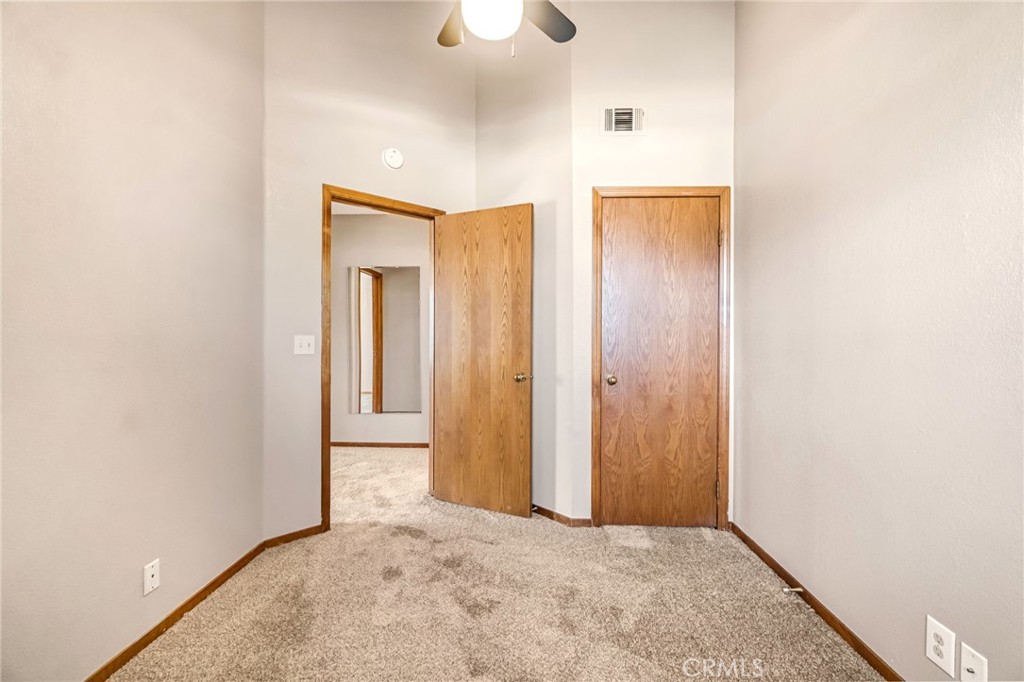 1688 University, Madera, CA 93637