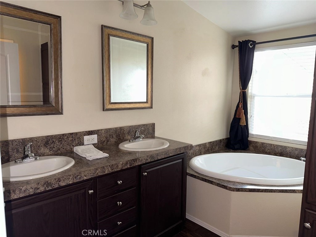 2572 S willow Ave #201, Fresno, CA 93875