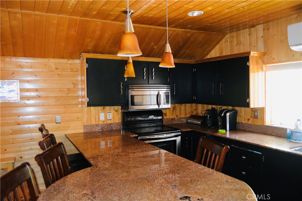 39656 Red Bud, Bass Lake, CA 93604