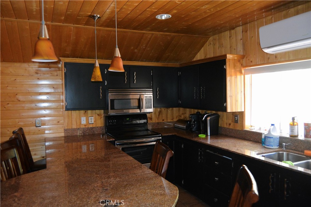 39656 Red Bud, Bass Lake, CA 93604