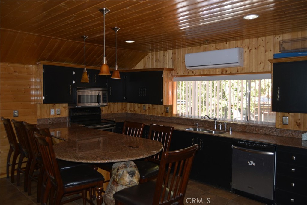 39656 Red Bud, Bass Lake, CA 93604