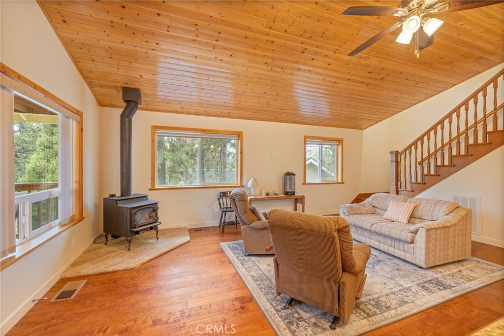 37745 Marina View, Bass Lake, CA 93604