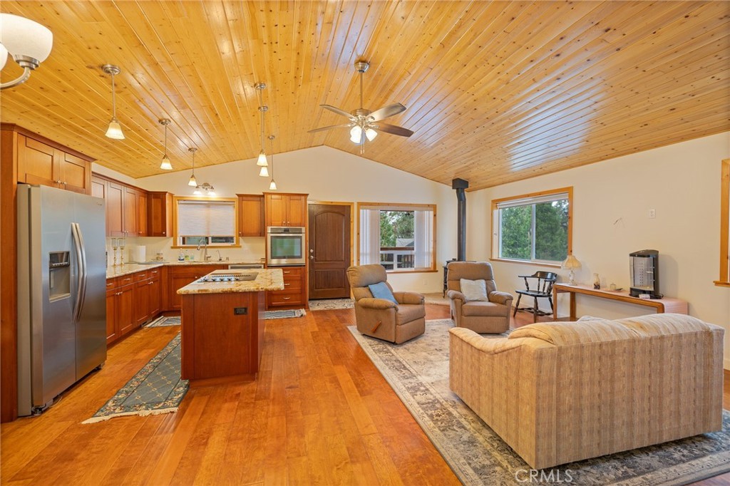 37745 Marina View, Bass Lake, CA 93604