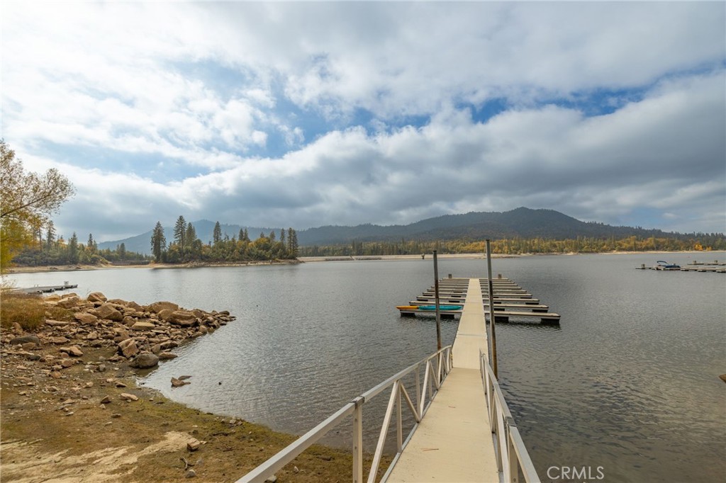37745 Marina View, Bass Lake, CA 93604