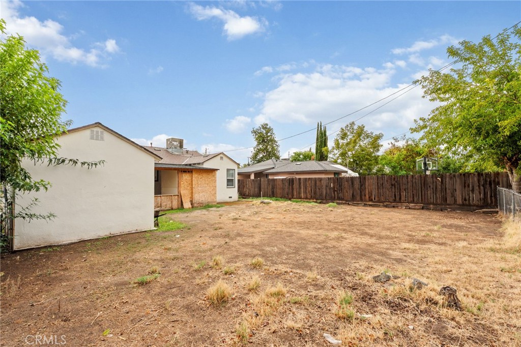 818 W Peralta, Fresno, CA 93705