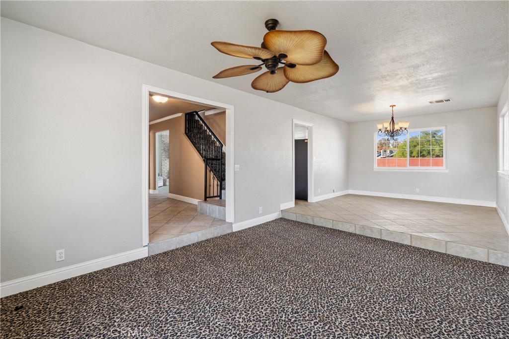 1077 Pecan, Madera, CA 93637