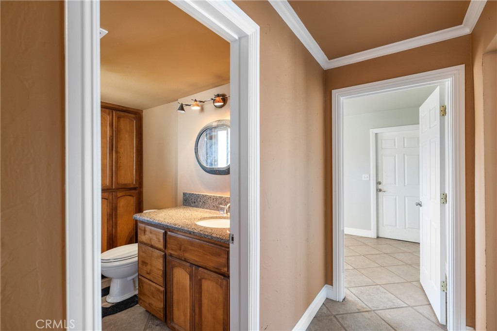 1077 Pecan, Madera, CA 93637