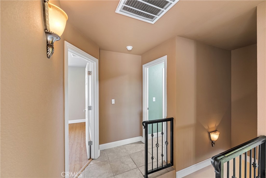 1077 Pecan, Madera, CA 93637