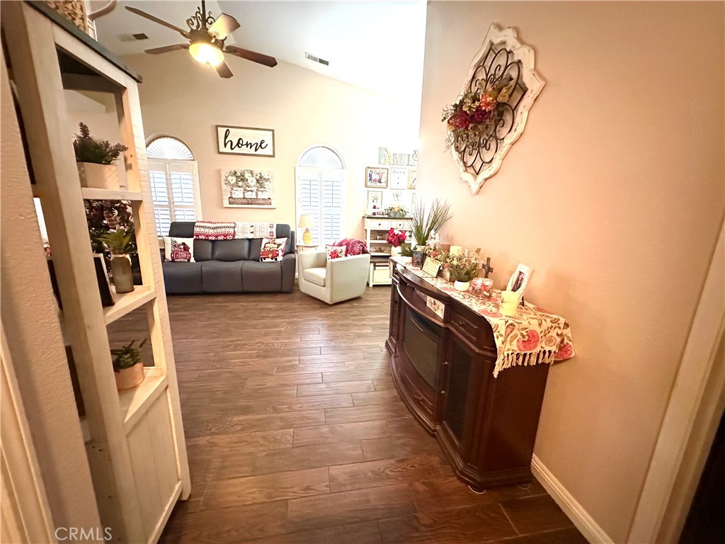 1085 Saunders, Madera, CA 93637