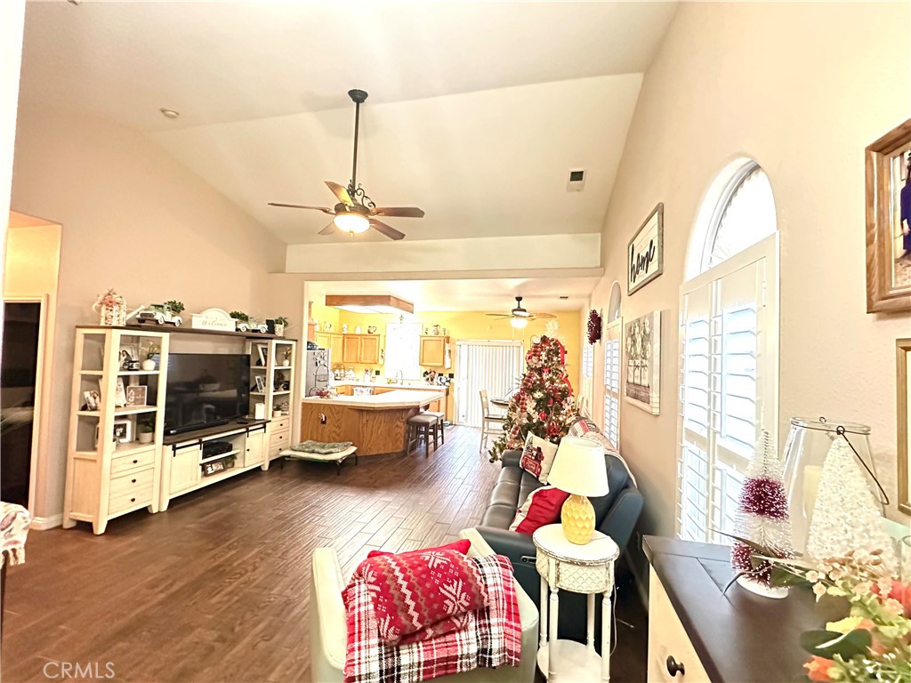 1085 Saunders, Madera, CA 93637