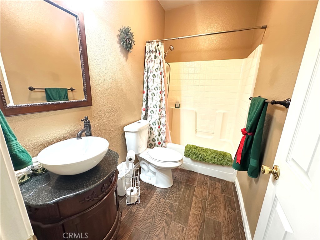 1085 Saunders, Madera, CA 93637