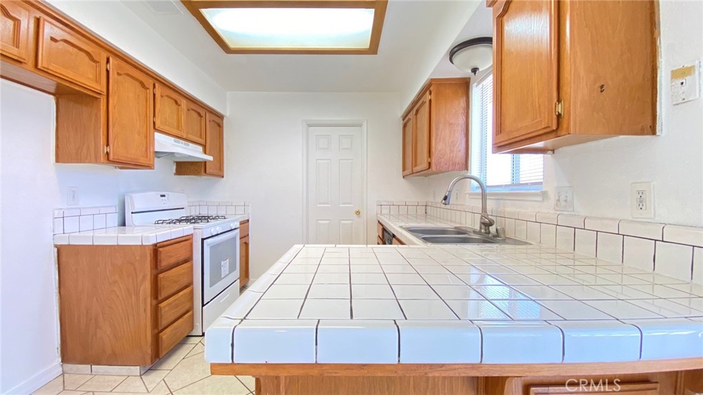 17063 Anaconda Rd, Madera, CA 93636