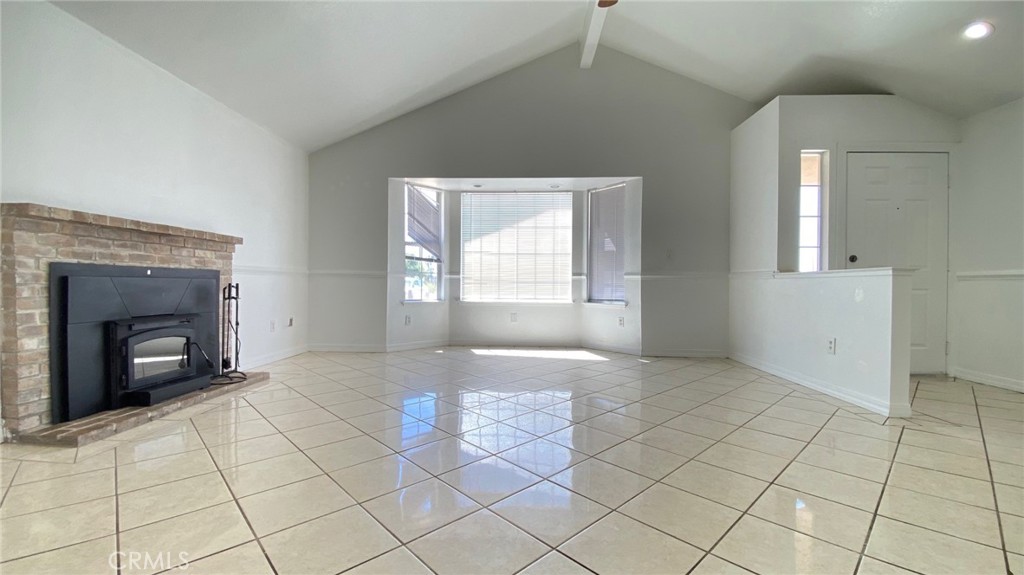 17063 Anaconda Rd, Madera, CA 93636