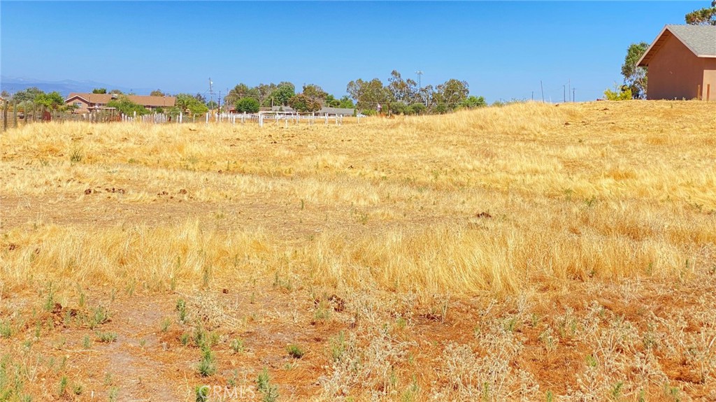 17063 Anaconda Rd, Madera, CA 93636