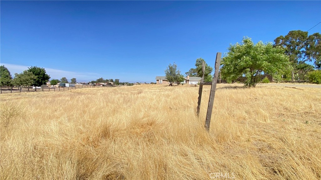 17063 Anaconda Rd, Madera, CA 93636