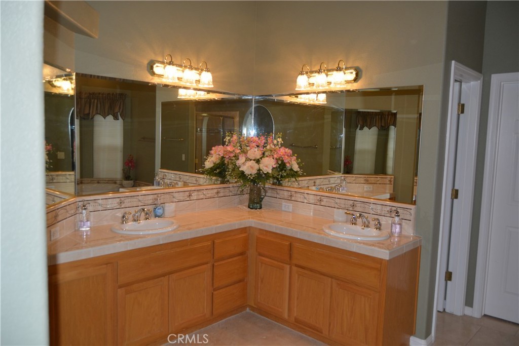 39818 Granite Ridge, Bass Lake, CA 93604