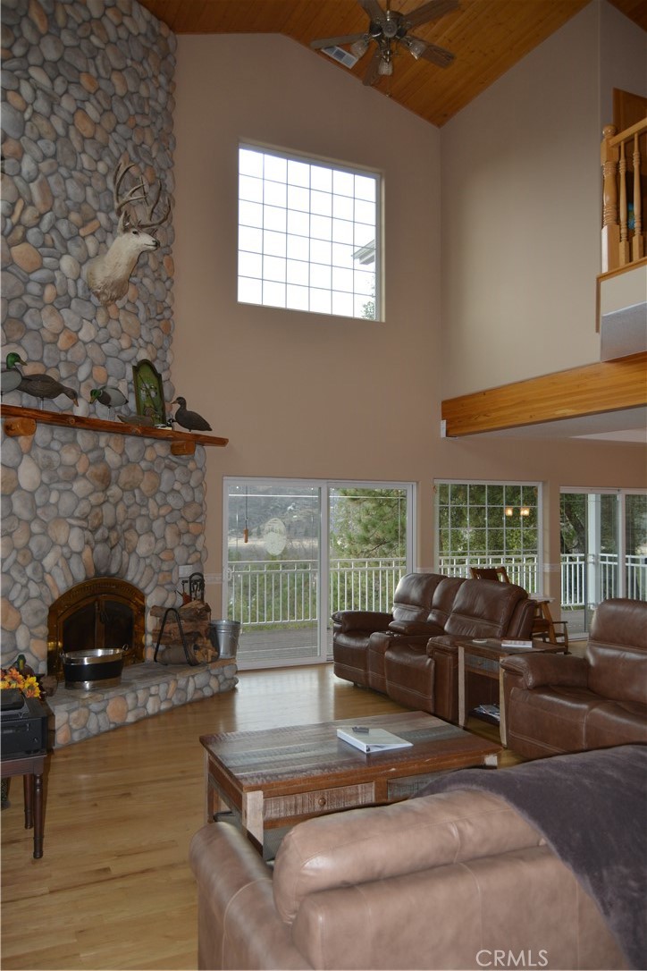 39818 Granite Ridge, Bass Lake, CA 93604