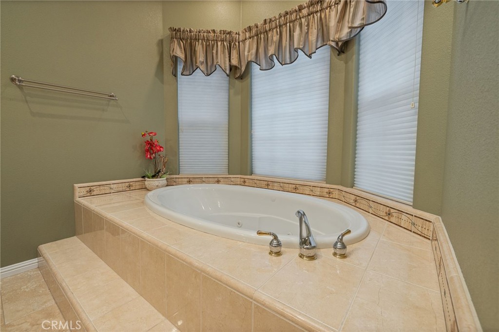 39818 Granite Ridge, Bass Lake, CA 93604