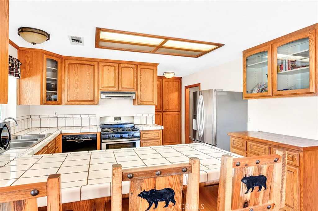 42802 Woodmar Dr, Coarsegold, CA 93614