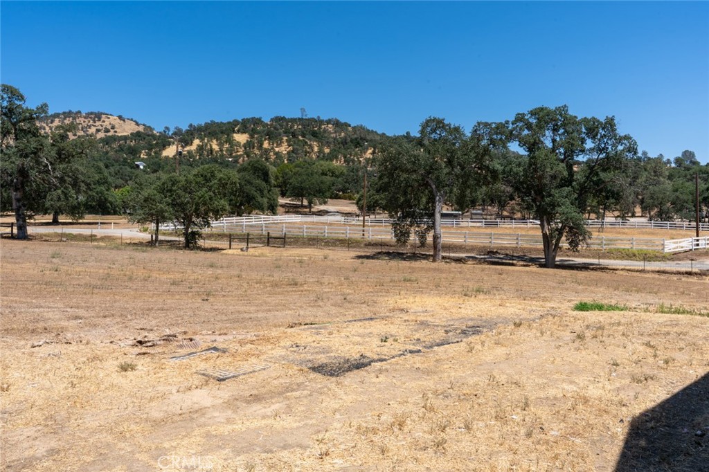 42802 Woodmar Dr, Coarsegold, CA 93614