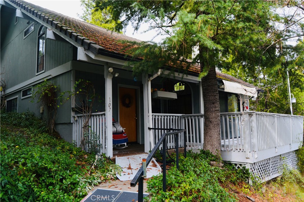 40748 Foxboro Ct, Bass Lake, CA 93604