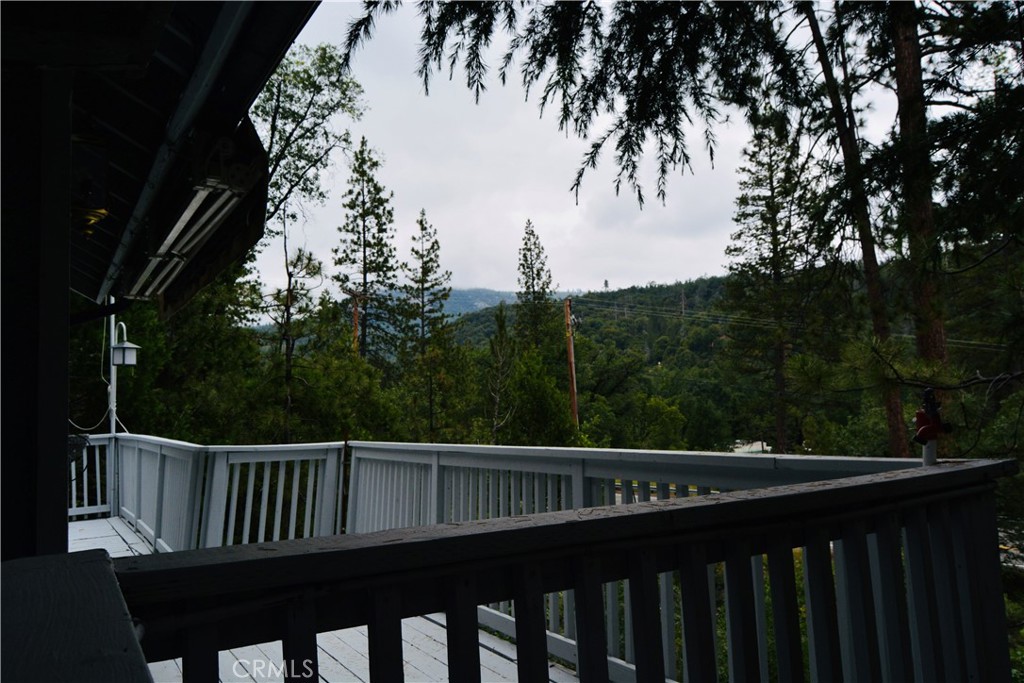 40748 Foxboro Ct, Bass Lake, CA 93604