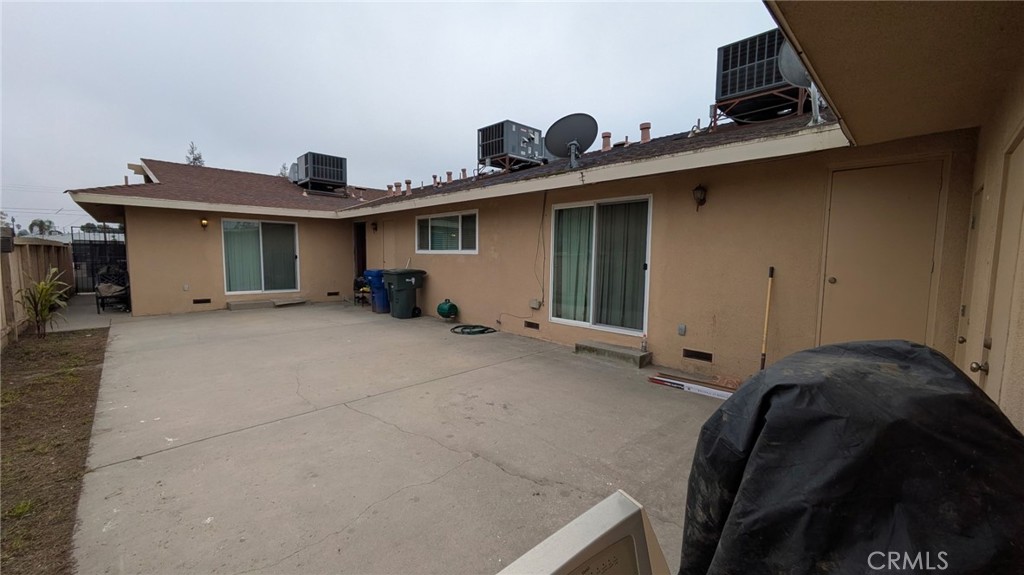 3115 E Clinton, Fresno, CA 93703