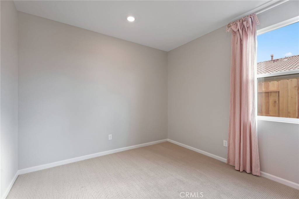 3215 Lourdes, Clovis, CA 93619