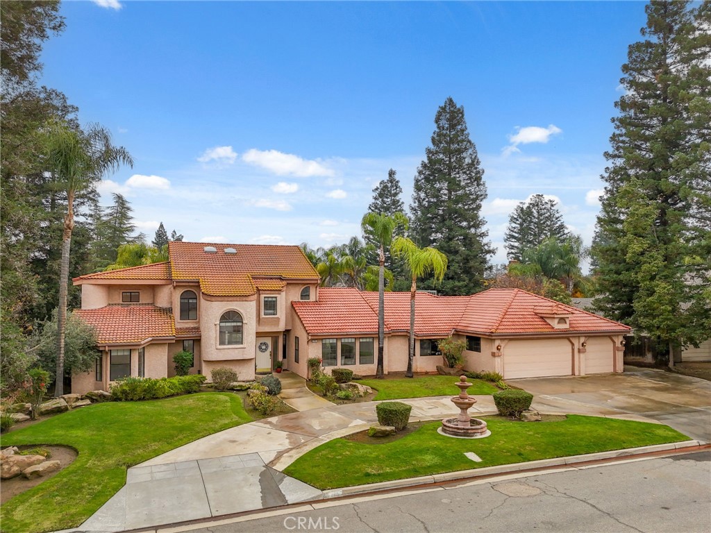 375 W Hagler Avenue, Fresno, CA 93711