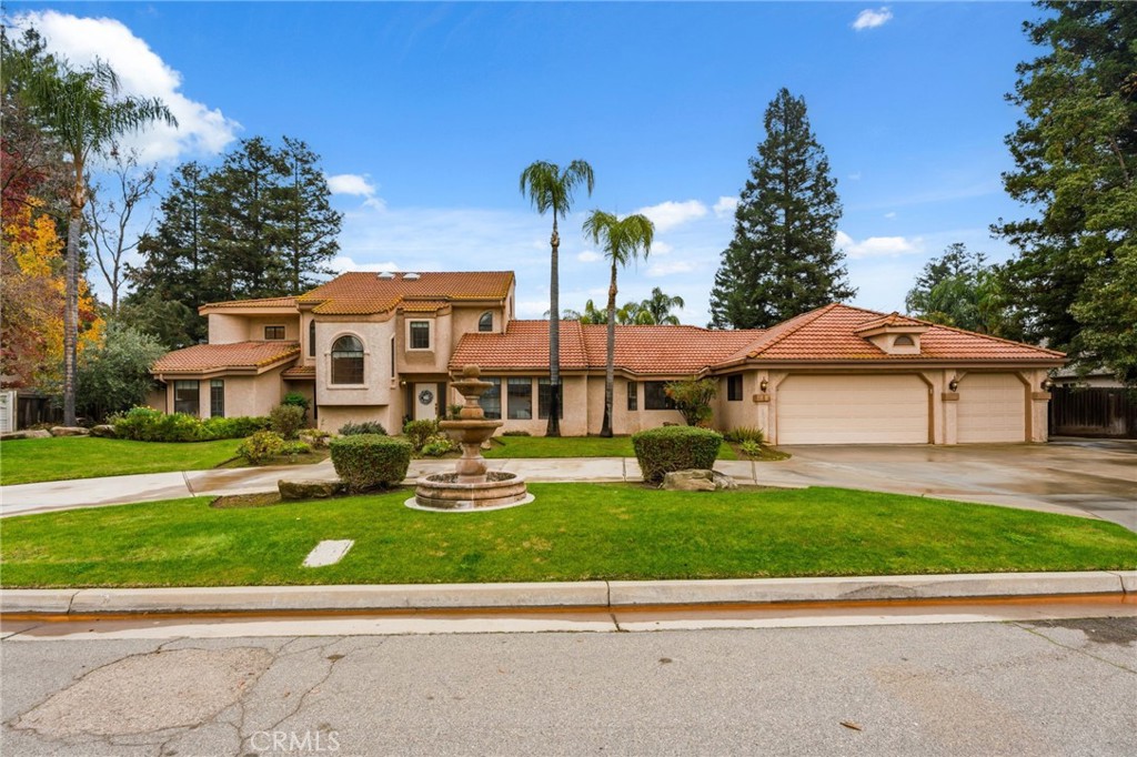 375 W Hagler Avenue, Fresno, CA 93711