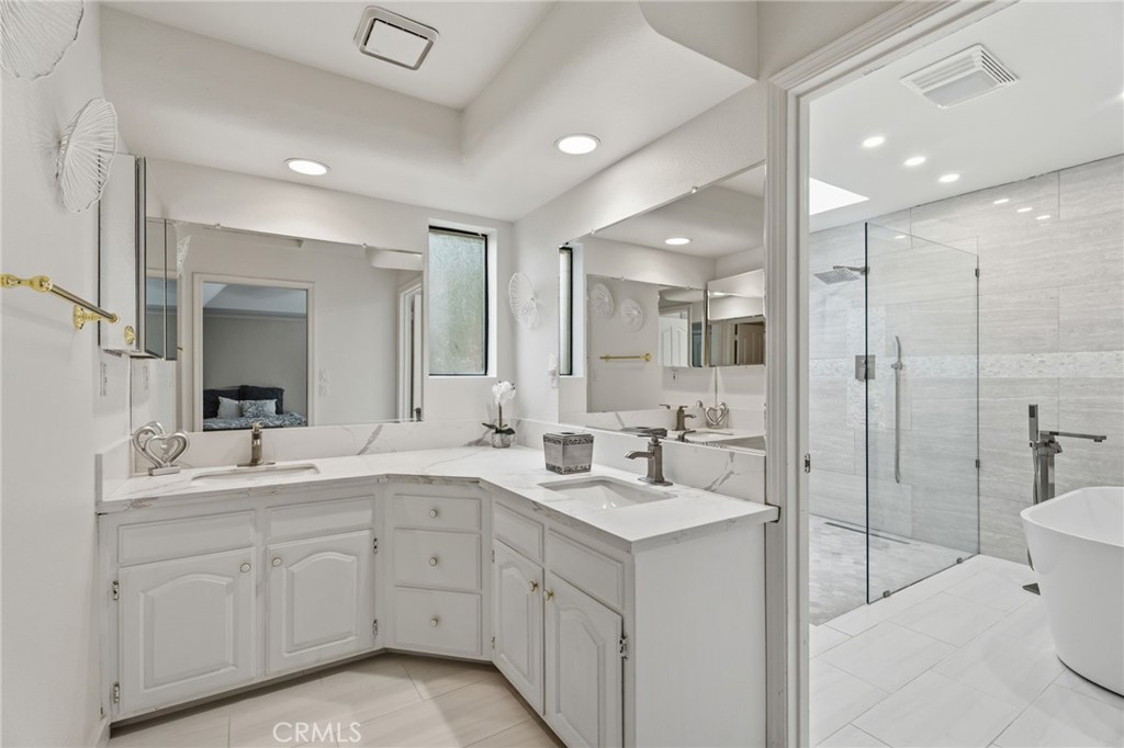 375 W Hagler Avenue, Fresno, CA 93711