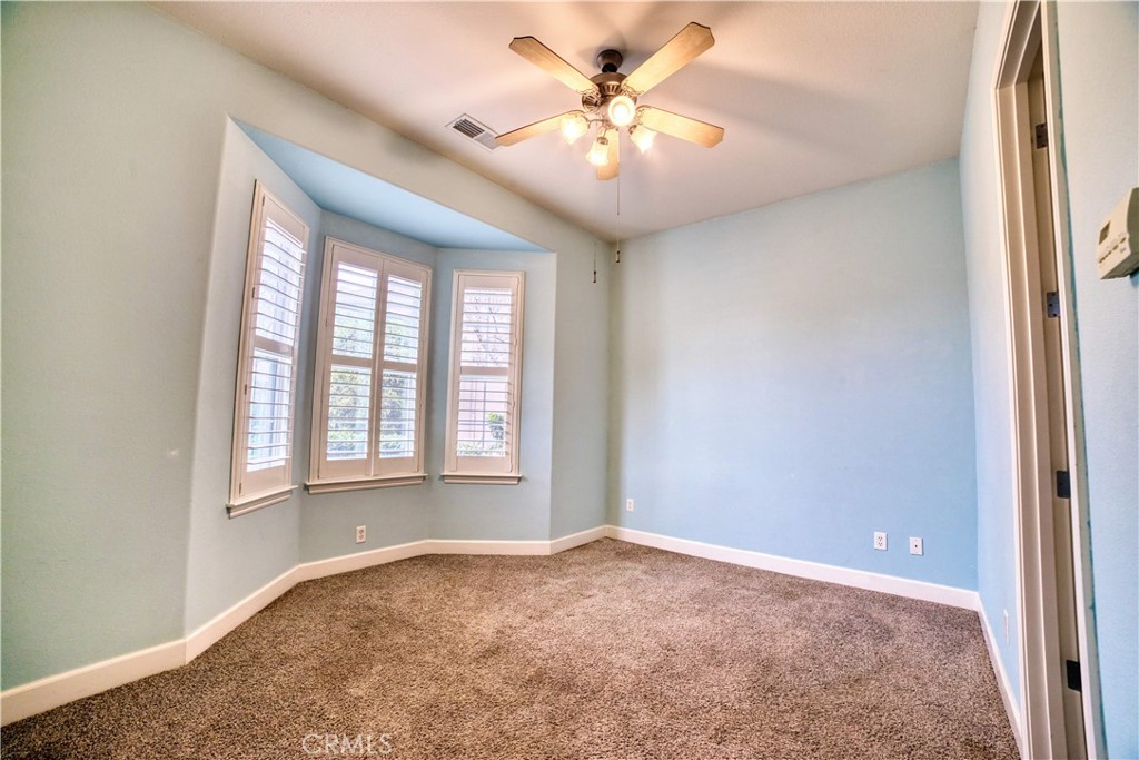 6009 W Goux, Fresno, CA 93722